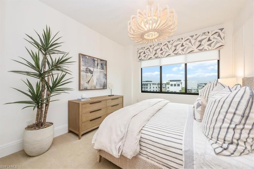 QUATTRO AT NAPLES SQUARE - Residential