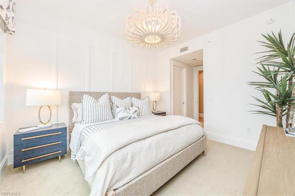 QUATTRO AT NAPLES SQUARE - Residential