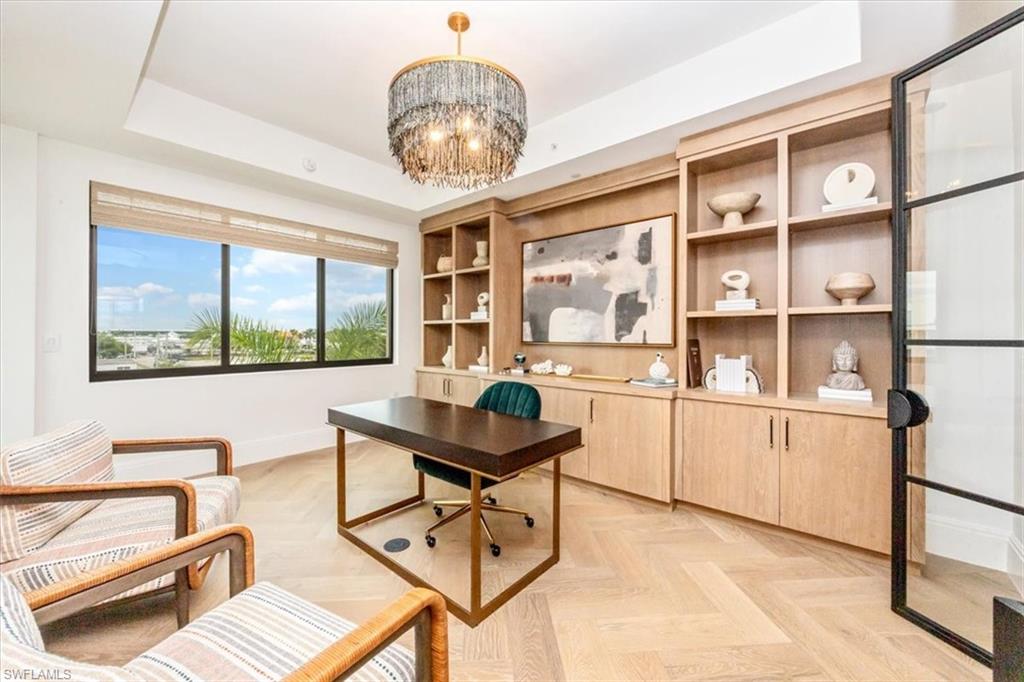 QUATTRO AT NAPLES SQUARE - Residential