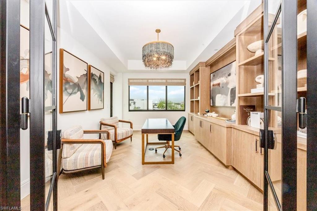 QUATTRO AT NAPLES SQUARE - Residential