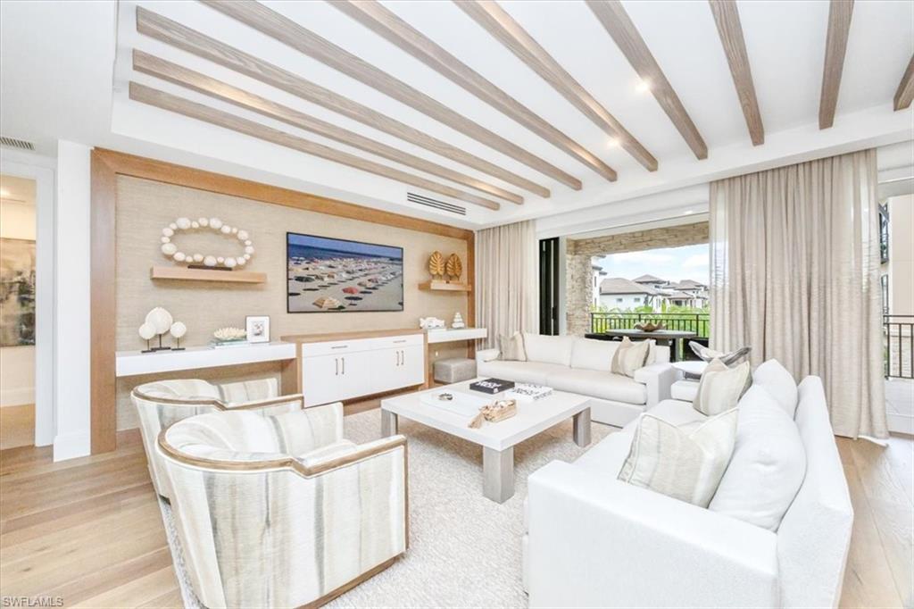 QUATTRO AT NAPLES SQUARE - Residential