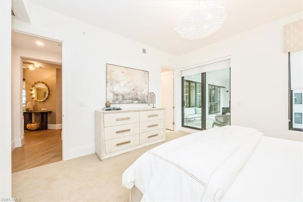 QUATTRO AT NAPLES SQUARE - Residential