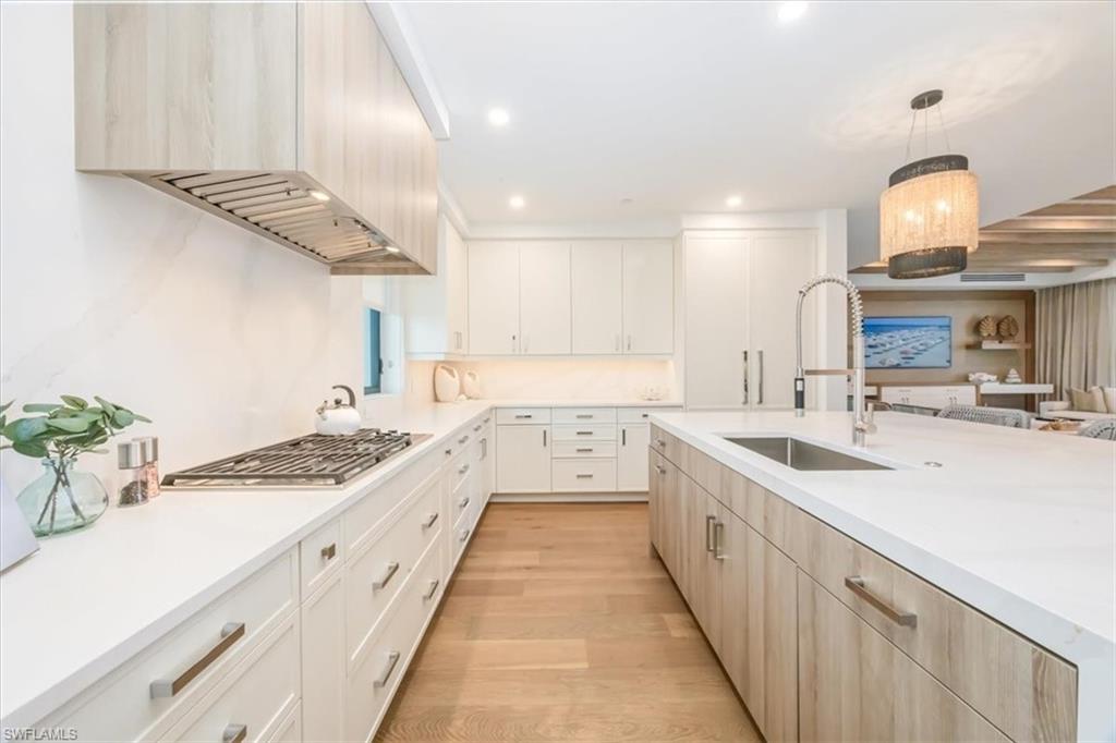 QUATTRO AT NAPLES SQUARE - Residential