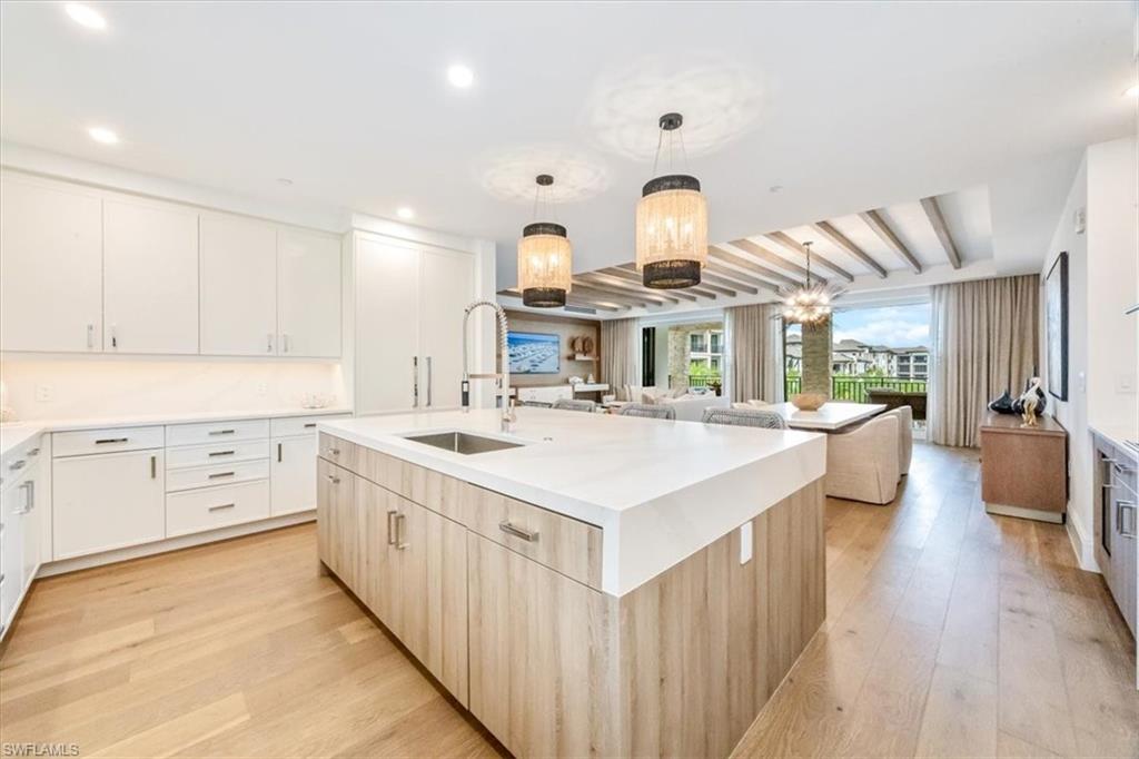 QUATTRO AT NAPLES SQUARE - Residential