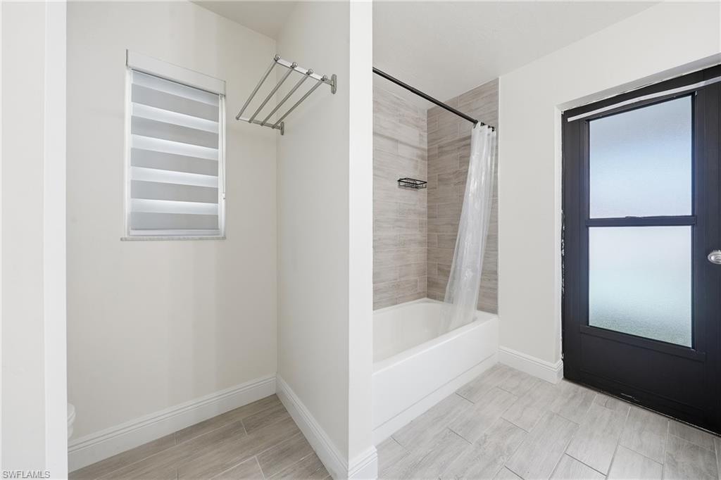 SAN CARLOS PARK - Residential