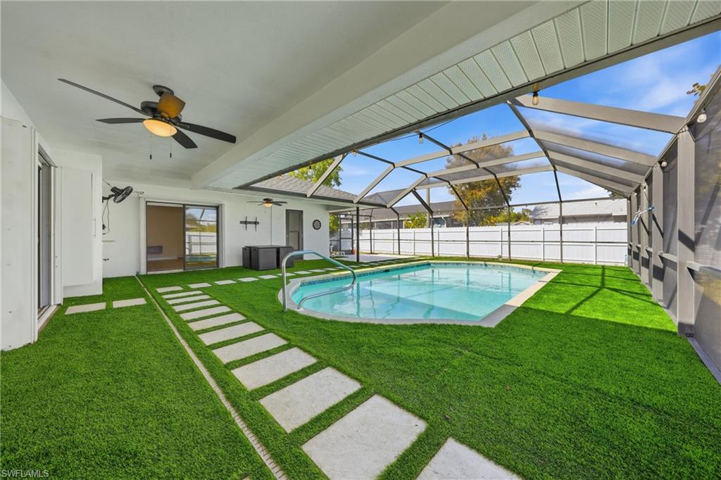 SAN CARLOS PARK - Residential