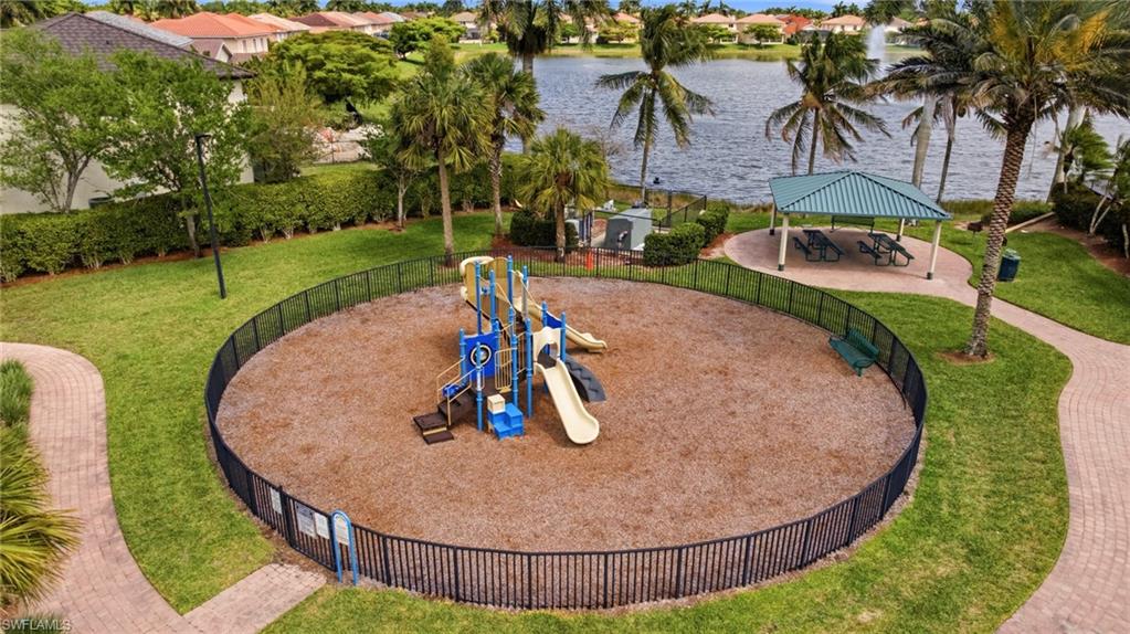 CATALINA ISLES - Residential