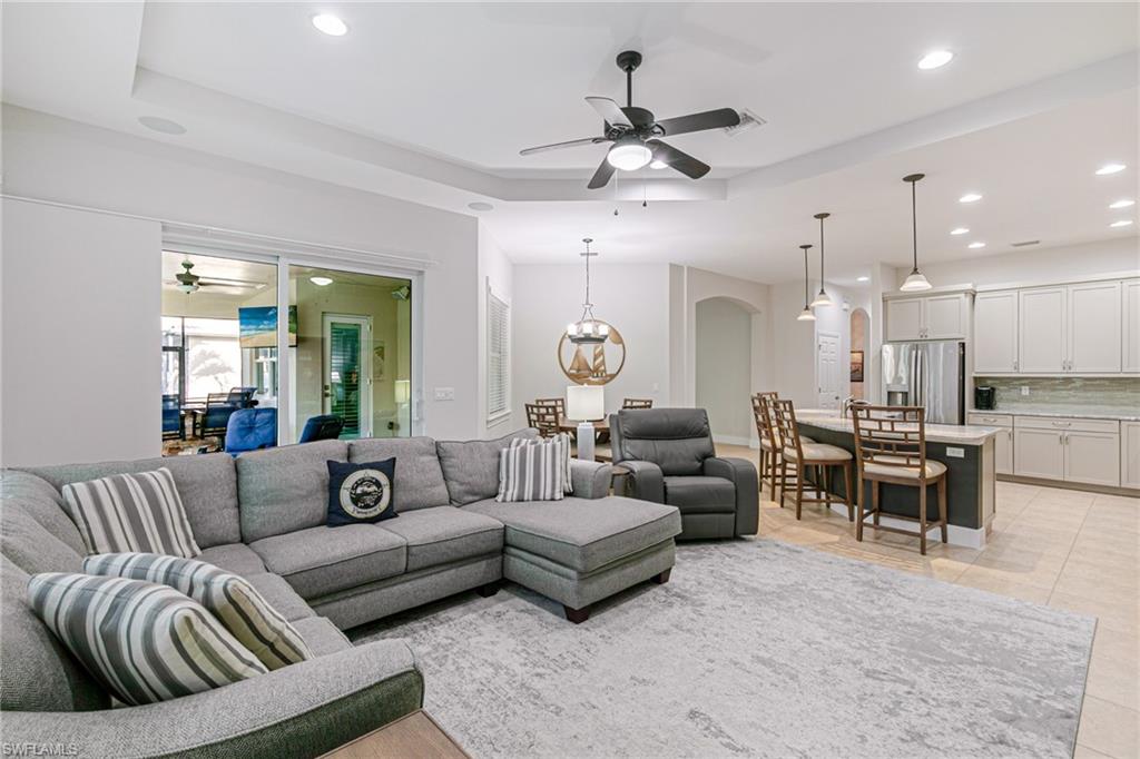 CATALINA ISLES - Residential