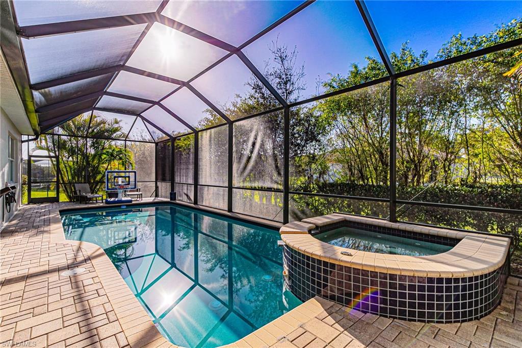 CATALINA ISLES - Residential