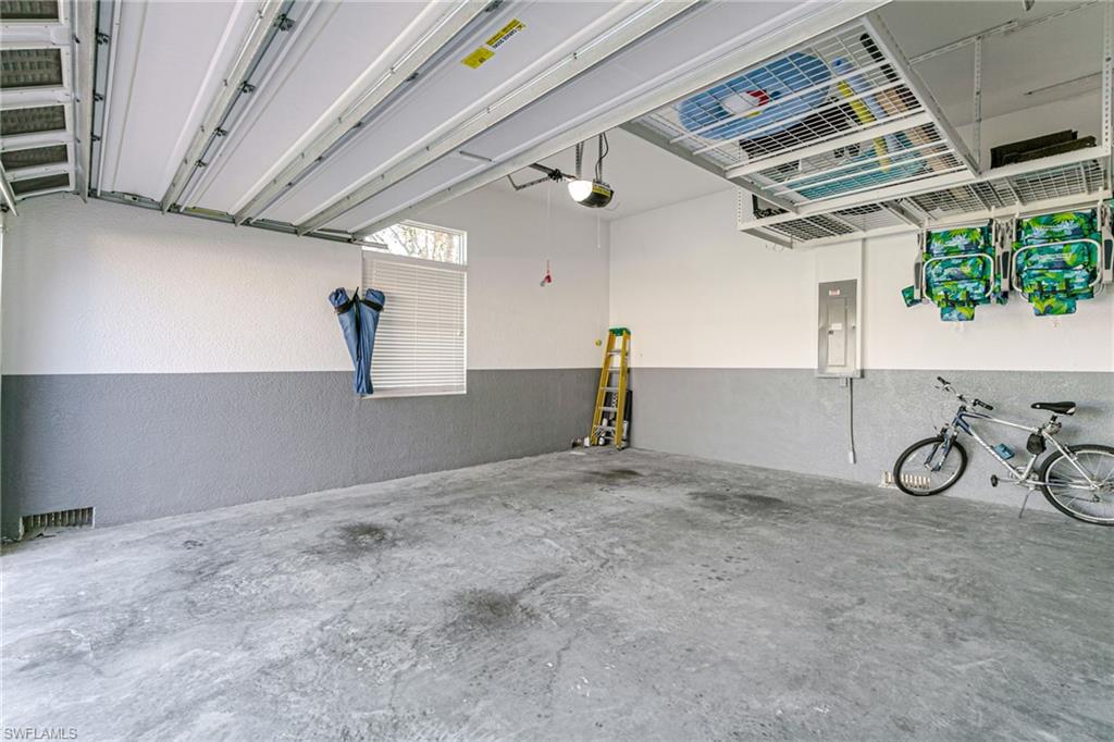 CATALINA ISLES - Residential