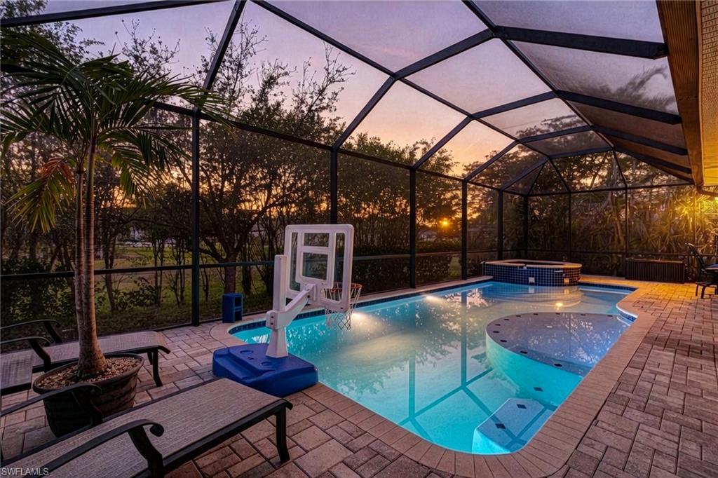 CATALINA ISLES - Residential