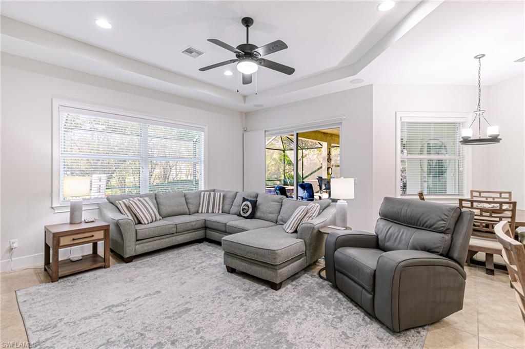 CATALINA ISLES - Residential