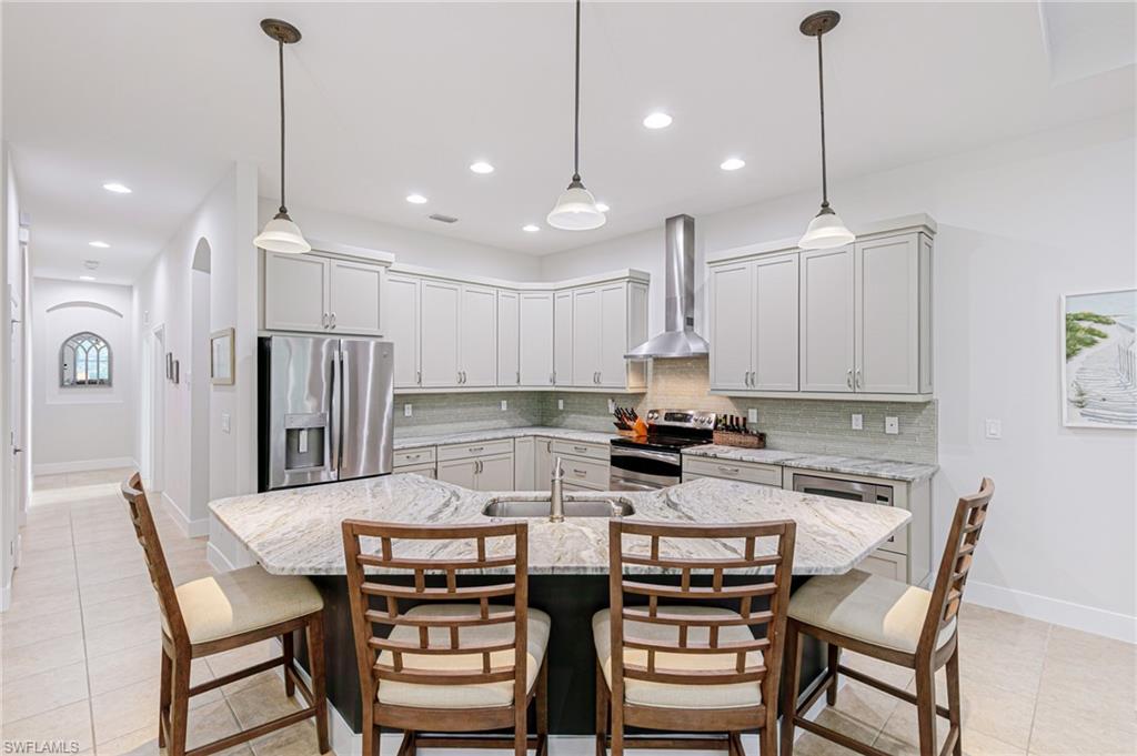 CATALINA ISLES - Residential