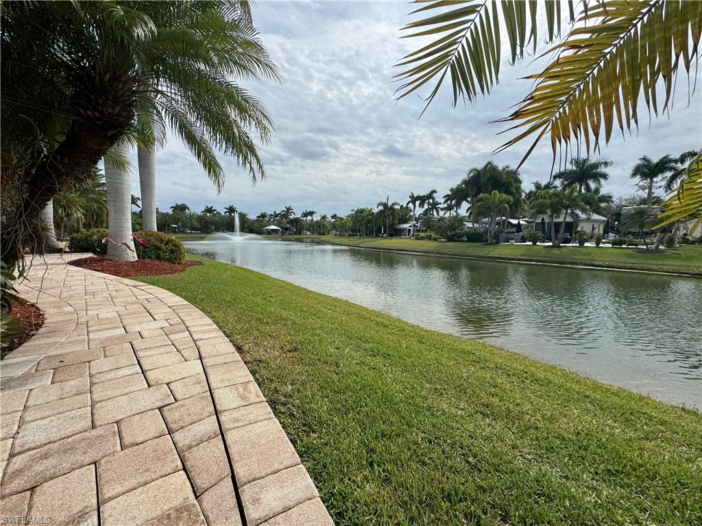 RIVERBEND MOTORCOACH RESORT - Land