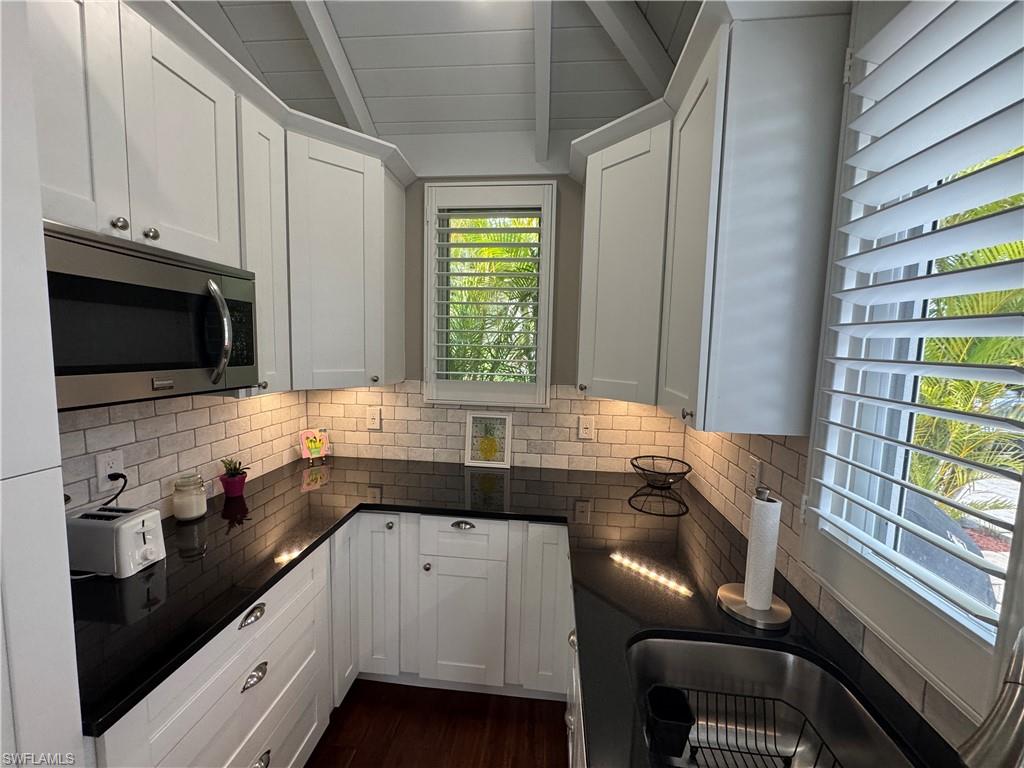 RIVERBEND MOTORCOACH RESORT - Land