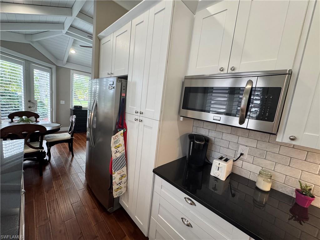 RIVERBEND MOTORCOACH RESORT - Land