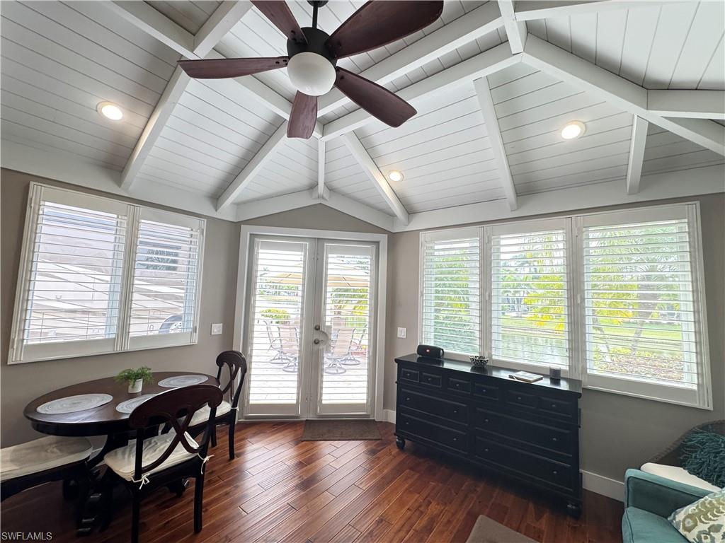 RIVERBEND MOTORCOACH RESORT - Land