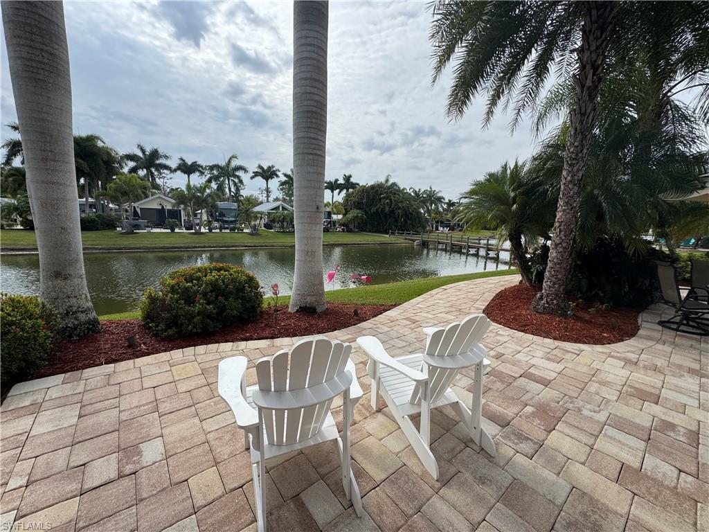 RIVERBEND MOTORCOACH RESORT - Land