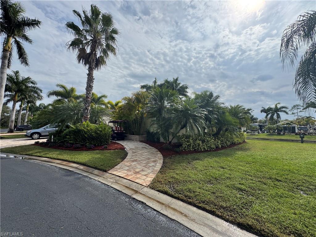 RIVERBEND MOTORCOACH RESORT - Land