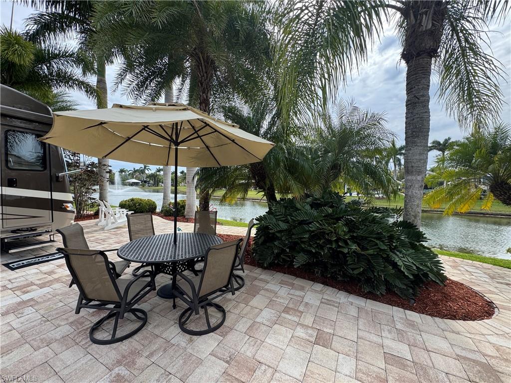 RIVERBEND MOTORCOACH RESORT - Land