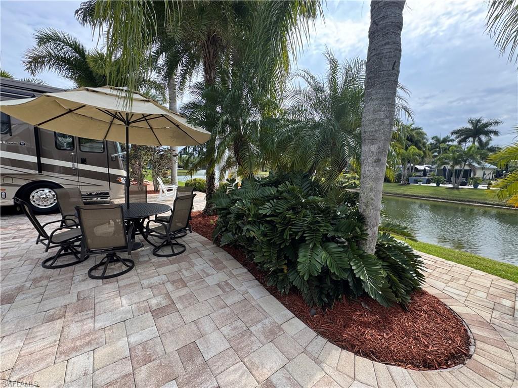 RIVERBEND MOTORCOACH RESORT - Land