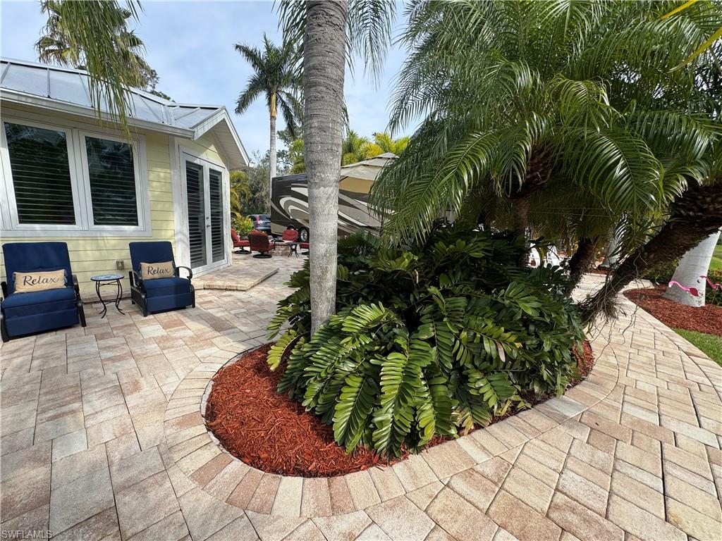 RIVERBEND MOTORCOACH RESORT - Land