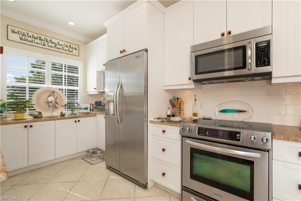 SHIPYARD VILLAS - Residential