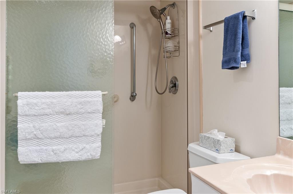 VILLAGES ON LAKE AUGUSTA - Residential