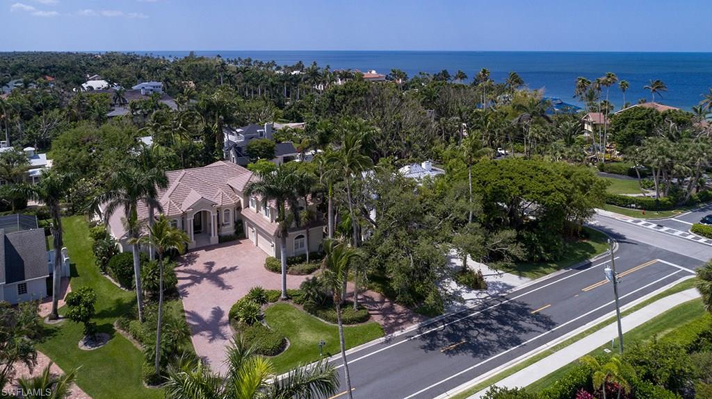 OLDE NAPLES - Residential