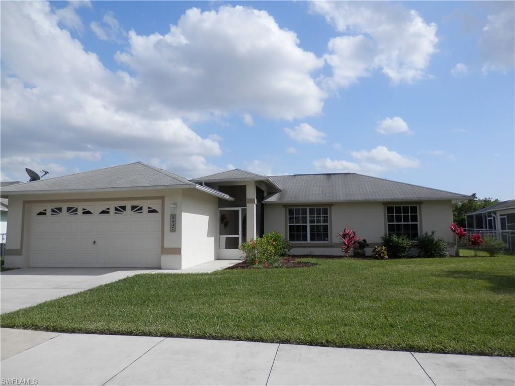 VARSITY LAKES - Residential