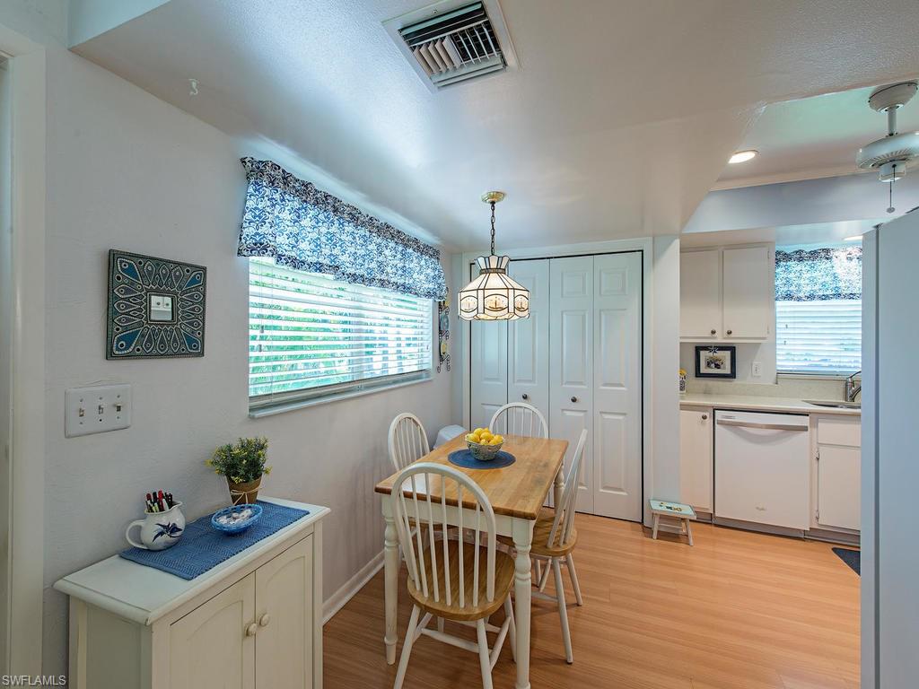 SOLANA OAKS - Residential