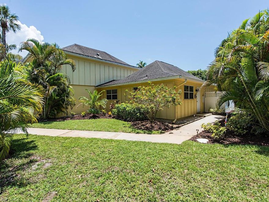 C.14976 - Well kept first floor unit with no one above you. Enjoy the outdoor views of this 2 bed, 2 bath condo.Comfortable working kitchen with quartz counter tops and SS sink.Spacious rooms and 2 parking spaces. From the moment you set foot in this unit you feel serene. Come see for yourself.