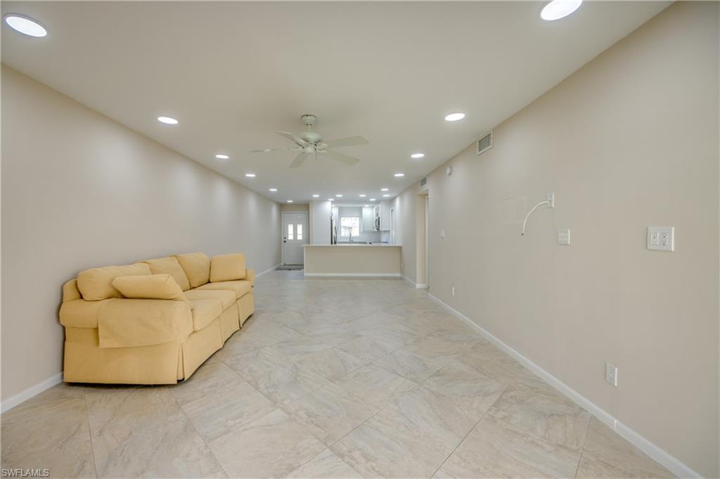 LORD JAMES CONDO - Residential