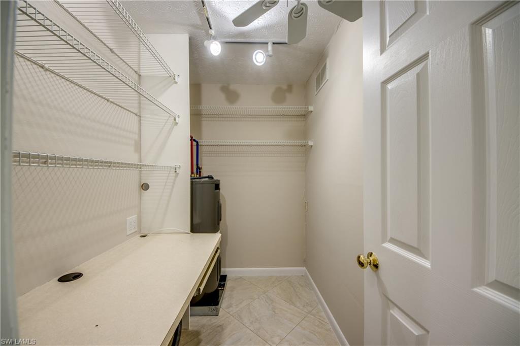 LORD JAMES CONDO - Residential