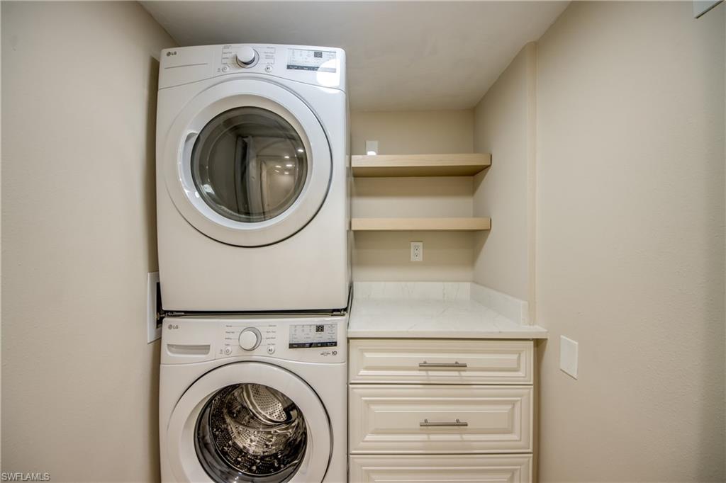 LORD JAMES CONDO - Residential