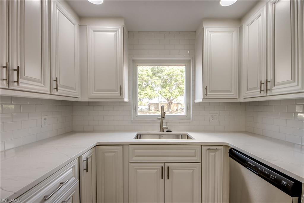 LORD JAMES CONDO - Residential