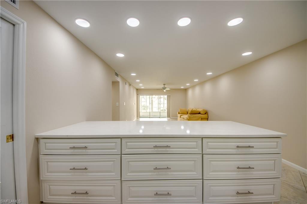 LORD JAMES CONDO - Residential