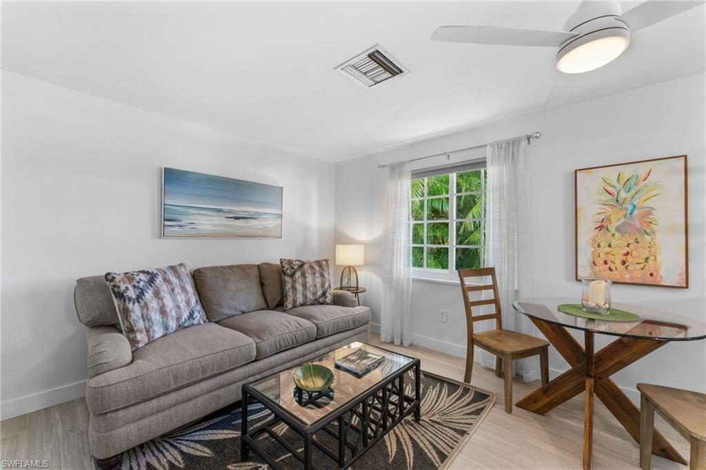 NAPLES PARK - Residential