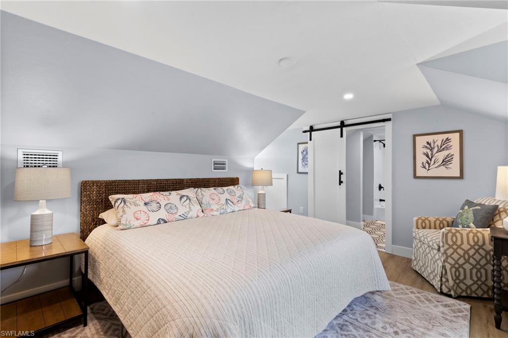 NAPLES PARK - Residential