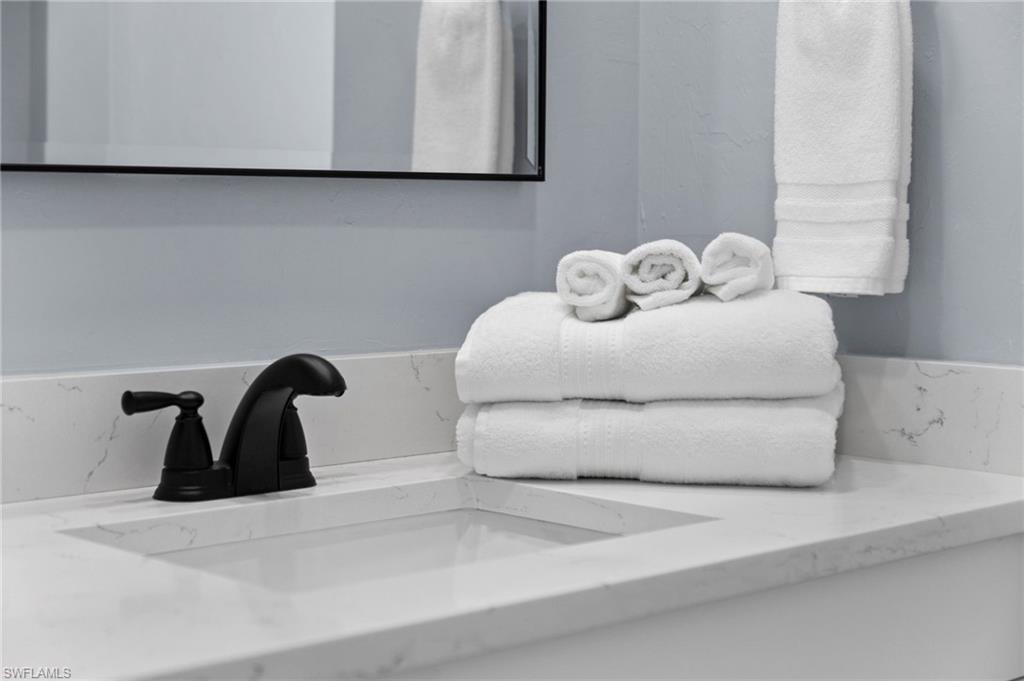 NAPLES PARK - Residential