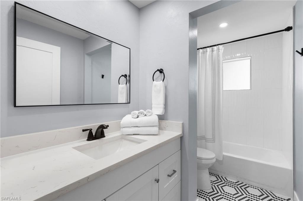 NAPLES PARK - Residential