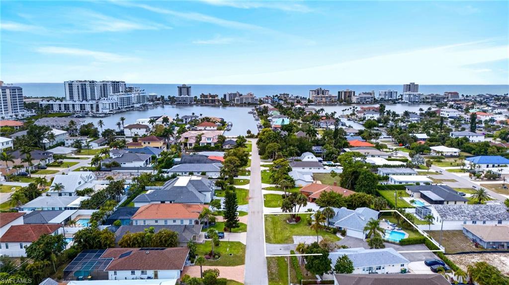 NAPLES PARK - Residential