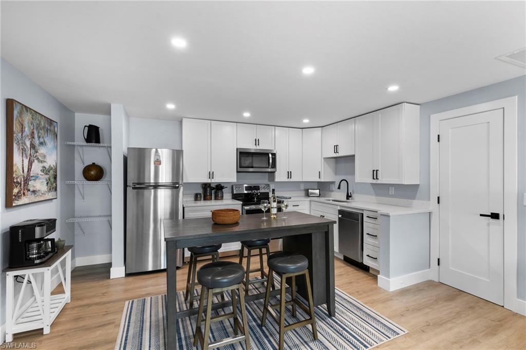 NAPLES PARK - Residential