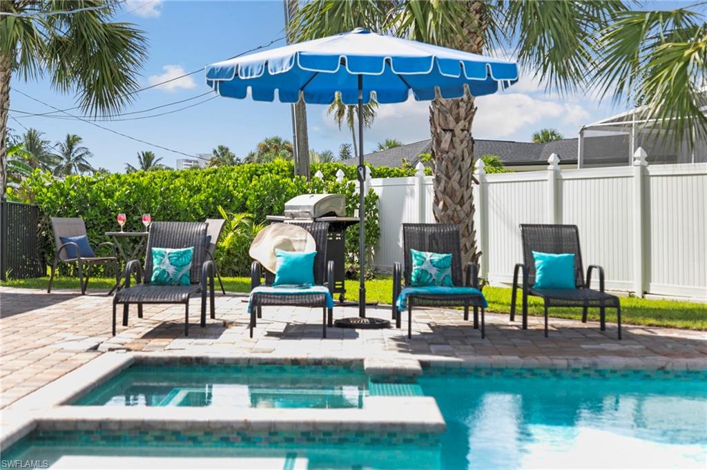 NAPLES PARK - Residential