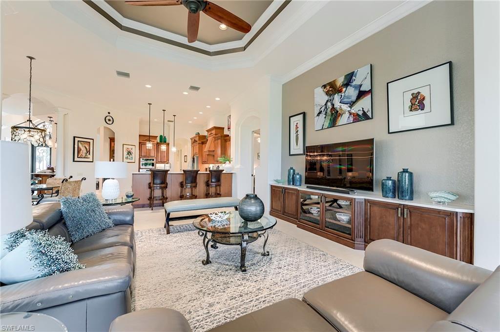 6891 Lakewood Isle DR