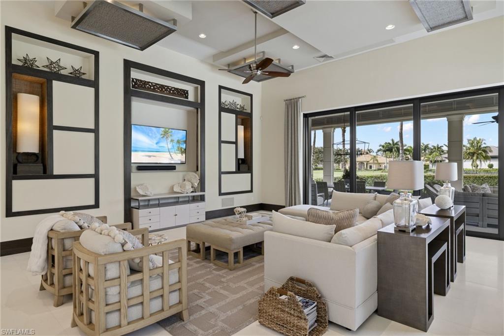 QUAIL WEST - Residential