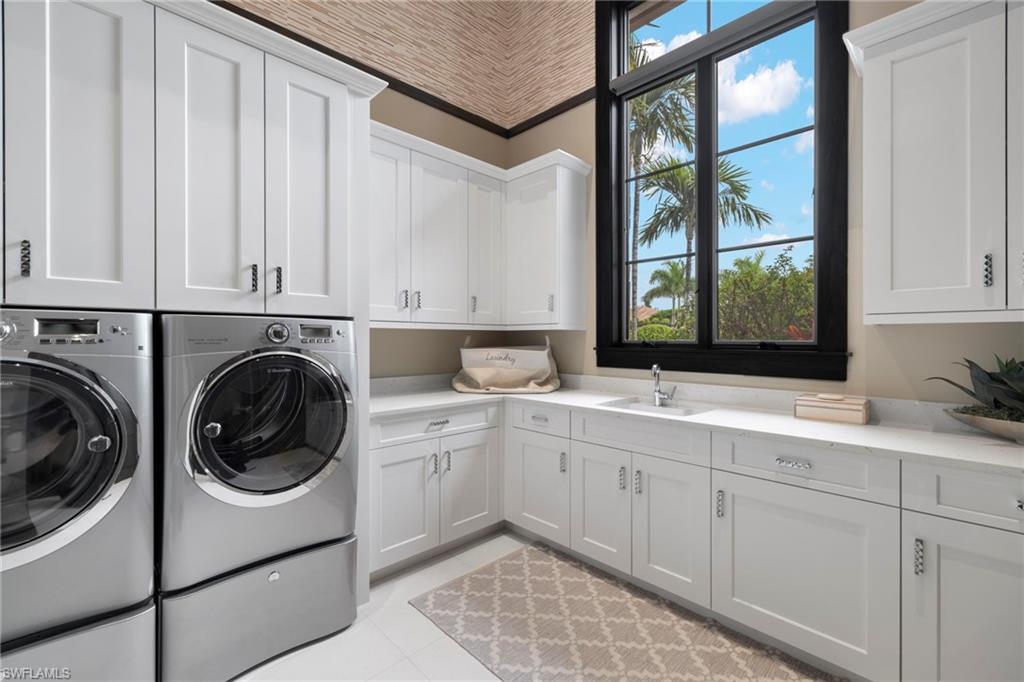 QUAIL WEST - Residential