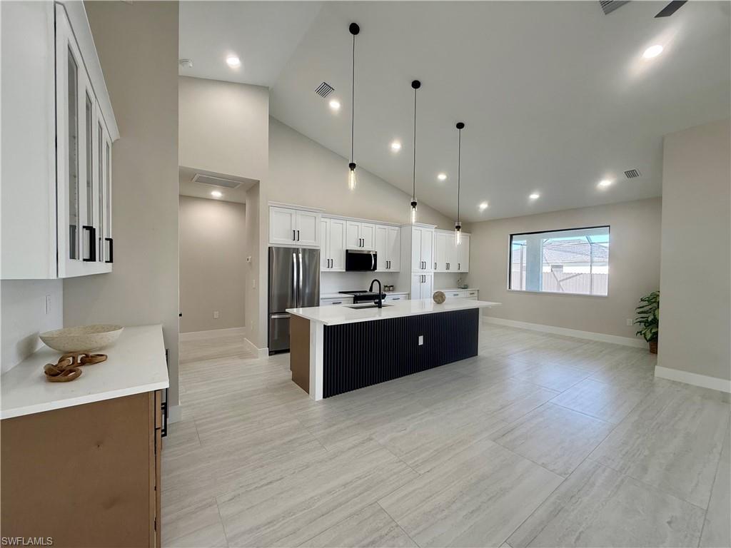 CAPE CORAL - Residential Lease