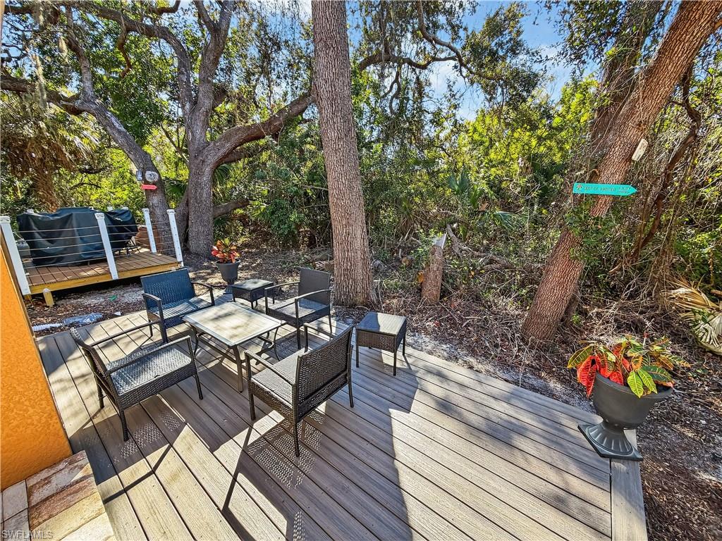 BAYSHORE COMMONS - Residential