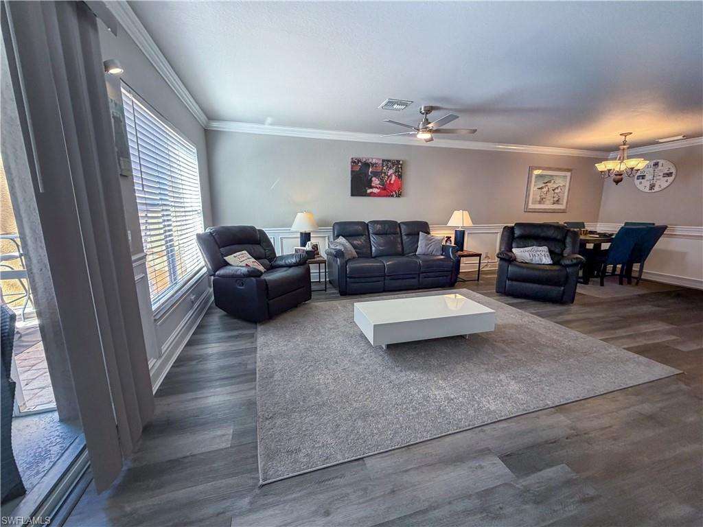 BAYSHORE COMMONS - Residential